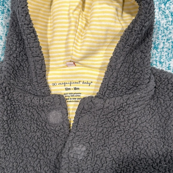 Magnificent Baby magnetic closure winter jacket 12-18 months - Picture 2 of 3
